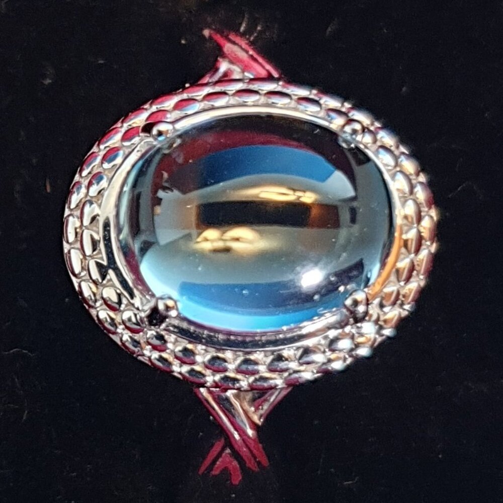 Genuine Light Blue Topaz Cabochon Sterling Silver Cocktail Ring – Size 7.5